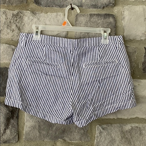 Blue and white striped shorts - Picture 2 of 3